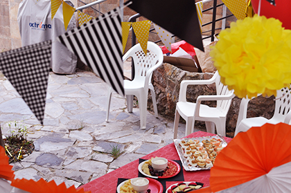 fiestaPOKEMONlowcost_pokeball_comida
