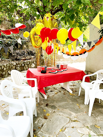 fiestaPOKEMONlowcost_adornos&pokeballs
